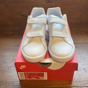 White Nike Court Royale size 2 youth